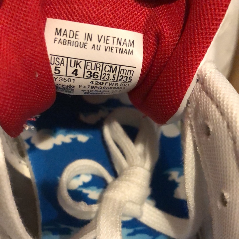🆕Wonder Woman - Reebok Sneakers 🦸♀️ - Picture 10 of 11